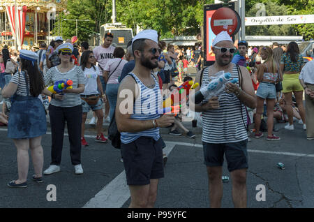 Madrid, Spanien, 7. Juli 2018. Gay Pride Parade mit Teilnehmern in Atocha Square, 7. Juli 2018, Madrid. Stockfoto