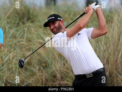 Dustin Johnson üben während der Vorschau Tag der offenen Meisterschaft 2018 bei Carnoustie Golf Links, Angus. Stockfoto