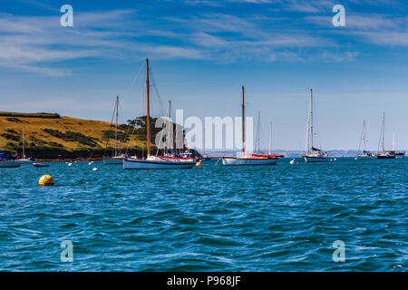 Boote an der Mündung St Mawes Cornwall Stockfoto