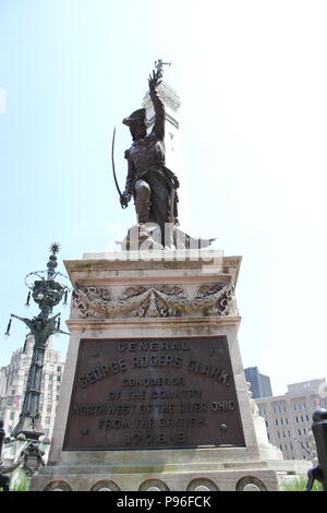 General George Rogers Clark auf die Soldaten und Matrosen Monument Monument Circle in Indianapolis, Indiana, im Knien. Stockfoto