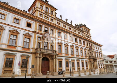 Toskana Palast (heute tschechischen Ministerium für Auswärtige Angelegenheiten), hradčanské Náměstí, Hradschin, Prag, Tschechien (Tschechische Republik), Europa Stockfoto