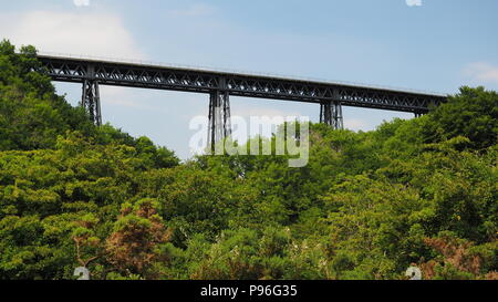 Der viktorianische Schmiedeeisen Meldon Viadukt, stillgelegten Bahnstrecke und Teil der Granit, Dartmoor Stockfoto