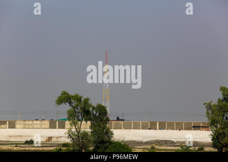 Rampal Kohle basierte Kraftwerksprojekt, ein Joint Venture Unternehmen ist bekannt als Bangladesch-indischen Freundschaft Gesellschaft (BIFPC) am Ufer des Flusses Giuseppe. Stockfoto