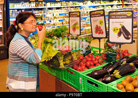 Deutschland, Nordrhein-Westfalen - Biomarkt in Essen. Stockfoto