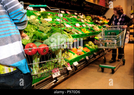 Deutschland, Nordrhein-Westfalen - Biomarkt in Essen. Stockfoto