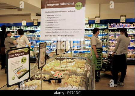 Deutschland, Nordrhein-Westfalen - Biomarkt in Essen. Stockfoto