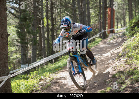 Vallnord, La Massana, Andorra. 15. Juli 2018. Downhill Rennen, UCI Mountain Bike World Cup Vallnord, Andorra. 15/07/2018 Credit: Martin Silva Cosentino/Alamy leben Nachrichten Stockfoto