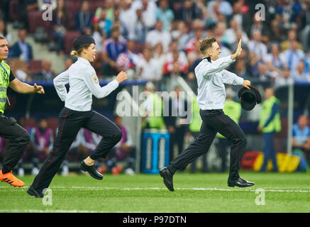 Moskau, Russland. 15. Juli 2018. Tonhöhe Läufer, Blinker, Frankreich - KROATIEN FUSSBALL FIFA WM 2018 Russland, Endgültige, Saison 2018/2019, 15. Juli 2018 in Luzhniki Stadion Moskau, Russland. © Peter Schatz/Alamy leben Nachrichten Stockfoto