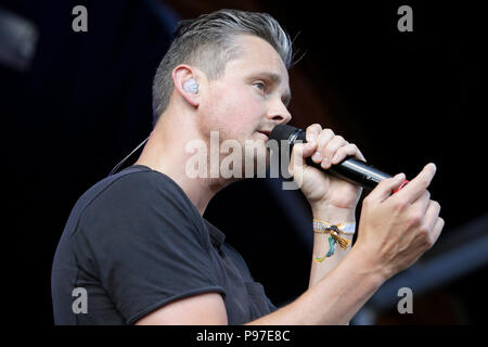 London, Großbritannien. 15. Juli 2018. Tom Chaplin führt auf der Bühne Barclaycard vorhanden Britische Sommerzeit Hyde Park Hyde Park am 15. Juli in London, England 2018. Quelle: Georgia Taylor/Alamy leben Nachrichten Stockfoto