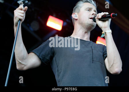 London, Großbritannien. 15. Juli 2018. Tom Chaplin führt auf der Bühne Barclaycard vorhanden Britische Sommerzeit Hyde Park Hyde Park am 15. Juli in London, England 2018. Quelle: Georgia Taylor/Alamy leben Nachrichten Stockfoto