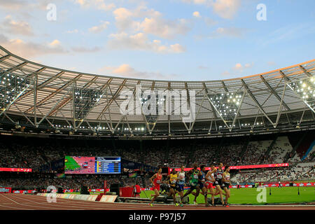 London, Großbritannien. 15. Juli 2018. Allgemeine Ansicht des Londoner Stadion während der Männer 1500 m Rennen. Leichtathletik-WM 2018, Tag 2 der Londoner Stadion im Queen Elizabeth Olympic Park, Stratford am Sonntag, dem 15. Juli 2018. Die Auftaktveranstaltung bietet acht Nationen; USA, GB&NI, Polen, China, Deutschland, Frankreich, Jamaica und Südafrika. Dieses Bild dürfen nur für redaktionelle Zwecke verwendet werden. Redaktionelle Verwendung nur, pic von Steffan Bowen/Andrew Orchard sport Fotografie/Alamy leben Nachrichten Stockfoto