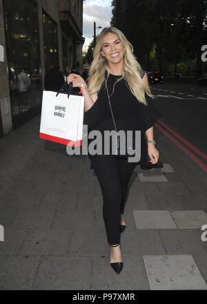 Verschiedenen Berühmtheiten gesehen an Hawkins und Brimble Launch Party mit: Frankie Essex Wo: London, Großbritannien Wann: 14 Jun 2018 Credit: WENN.com Stockfoto