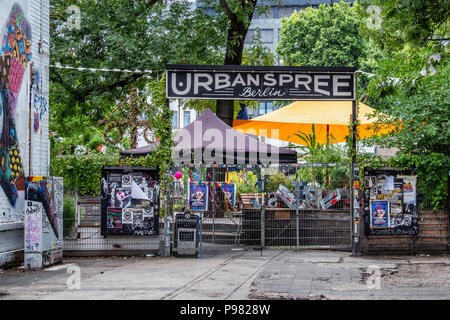 Berlin-Friedrichshain RAW-Gelände. Urban Spree künstlerischen Raum Ausstellungen, Künstlerresidenzen, Konzerte, eine Kunst, Store und Biergarten. Stockfoto