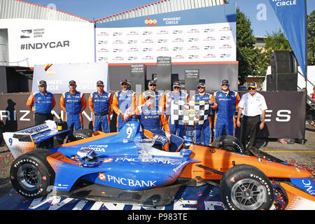 Toronto, Ontario, Kanada. Am 15. Juli 2018. SCOTT DIXON (9) von Neuseeland gewinnt das Honda Indy Toronto an Straßen von Toronto in Toronto, Ontario. Credit: Justin R. Noe Asp Inc/ASP/ZUMA Draht/Alamy leben Nachrichten Stockfoto