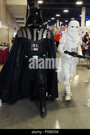 Fort Lauderdale, Florida, USA. 15. Juli 2018. Anime, Comics und elektronische Spiele fans Kleid als ihr Liebling animierte Figur während des 13. jährlichen Florida Supercon am grösseren Ft Lauderdale Convention Center am 15. Juli 2018 in Fort Lauderdale, Florida, USA. (Foto von Sean Drakes/Alamy Live News) Credit: SEAN DRAKES/Alamy leben Nachrichten Stockfoto