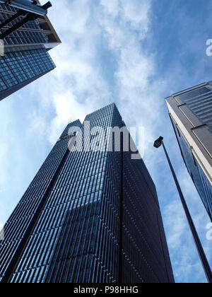 Wolkenkratzer Gebäude in Tokyo Shinjuku Stadtzentrum und Geschäftsviertel in Tokio - Japan Stockfoto