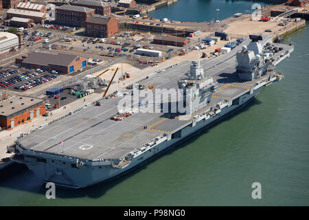 Luftbild von HMS Queen Elizabeth Stockfoto