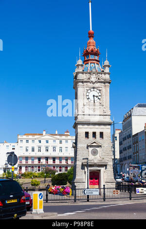 Clock Tower, Ramsgate, Kent, Großbritannien. Im Jahre 1869 wurde eröffnet von Queen Victoria, goldenes Jubiläum zu gedenken und hat eine Kugel an der Spitze. Stockfoto