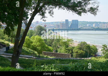 Belgrad, Serbien - Mai 03, 2018: Morgen Blick auf Fluss Sava und Belgrad von der Belgrader Festung Stockfoto
