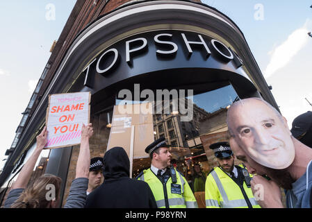 Oxford St, London, UK. 14. Mai 2016. Bis zu Hundert Demonstranten Stadium eine Demonstration an Philip's Green Topshop Flagship Store in der Nähe von Oxford Circus Stockfoto