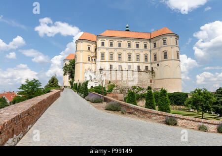 In Mikulov, Südmähren, Tschechische Republik - 16. Juni 2018: Schloss Mikulov (nikolsburg) für Touristen geöffnet Stockfoto