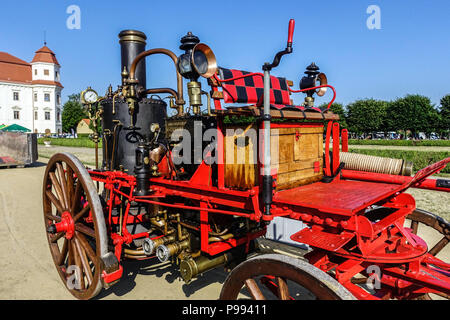 1907, von Pferden gezogene Dampf Fire Engine, Dampf Fahrzeug Veteran, Holesov Schlossgarten, Tschechische Republik Stockfoto