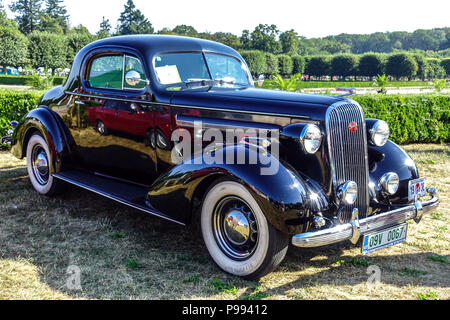 Buick Special, Serie 40, 1936, Holesov Schlossgarten, Tschechische Republik Stockfoto