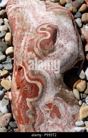 Calcit und roten Hämatit mit Hydro Thermal Solutions von den zugrunde liegenden alten roten Sand Stein auf Mumbles Kopf verbunden und von den Römern abgebaut Stockfoto