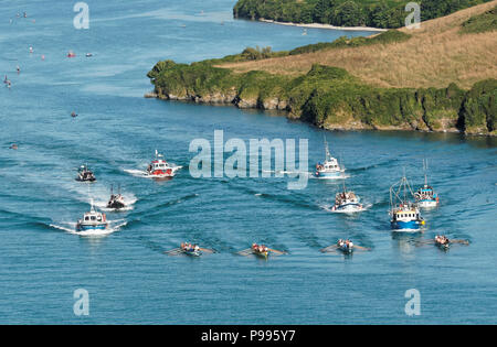 Traditionelle pilot Gig rudern Wettbewerb für Atkinson Trophäe, Fluss Gannel zum Hafen von Newquay, Großbritannien, 14., Juli, 2018 Robert Taylor/Alamy Leben Nachrichten. Newquay, Stockfoto