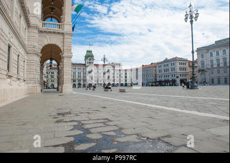 Die Piazza Unita d'Italia in der Stadt Triest, Friaul-Julisch Venetien, Italien. Stockfoto