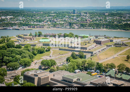 Blick aus der Vogelperspektive auf die Stadt Quebec Kanada während des Tages im Sommer Stockfoto