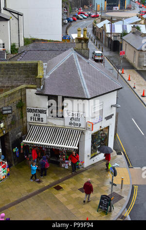 Souvenirshop, Caernarfon North Wales UK Stockfoto