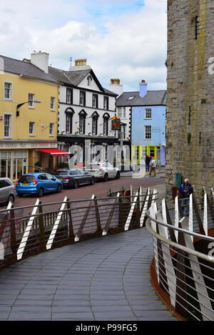 Schloss Graben vom Schloss Eingang, Caernarfon North Wales Stockfoto