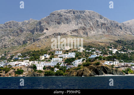 Blick auf die Insel Telendos von Kalymnos, Dodekanes, Griechenland. Stockfoto