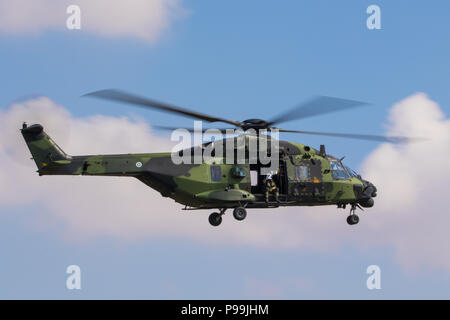 NH-Industries NH90 TTH Hubschrauber der finnischen Armee an der Royal International Air Tattoo an RAF Fairford, England. Stockfoto