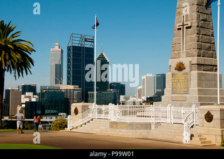 PERTH, Australien - Januar 10, 2018: Zustand War Memorial in Kings Park. Stockfoto