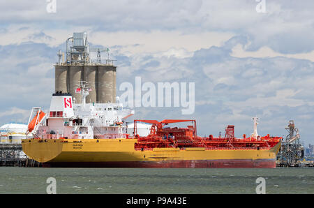 Stolt Tankers STOLT SELJE günstig auf den Kill Van Kull, ehemals JO SELJE Stockfoto