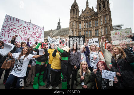 Westminster, London, Großbritannien. 25. Mai 2016. Aktivisten und Sympathisanten außerhalb des Parlaments in London demonstrieren gegen Haft für Publi zu protestieren Stockfoto