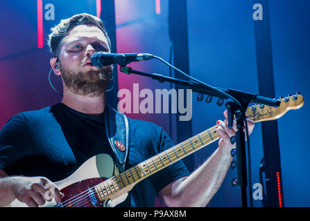 Joe Newman von Alt-J live auf der Bühne am Obelisk Latitude Festival, henham Park, Suffolk, England, 15. Juli 2018 Stockfoto