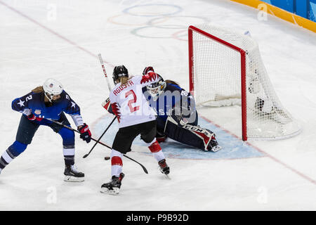 Aktion während der Goldmedaille der Frauen Eishockey Spiel USA Kanada bei den Olympischen Winterspielen PyeongChang 2018 vs. Stockfoto