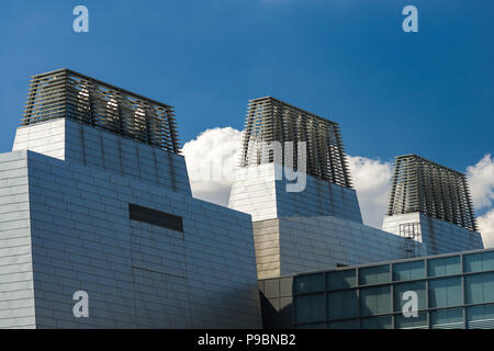 Außenansicht des MRC AstraZeneca Laboratory of Molecular Biology Gebäudes vor kurzem fertiggestellt, Cambridge, Großbritannien Stockfoto