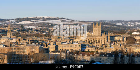 Winter einen Panoramablick über die Stadt und die Umgebung von Bath in England, Großbritannien. Stockfoto