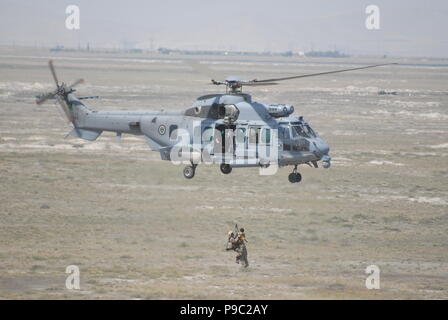 Cougar militärische Hubschrauber der Royal Saudi Air Force während der Personal recovery Aufgabe der anatolischen Phoenix CSAR Übung in Konya Stockfoto