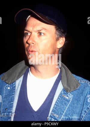 CULVER CITY, CA - 18. März: Schauspieler Michael Keaton besucht Screening von "Basic Instinct" am 18. März 1992 bei Sony Studios in Culver City, Kalifornien. Foto von Barry King/Alamy Stock Foto Stockfoto