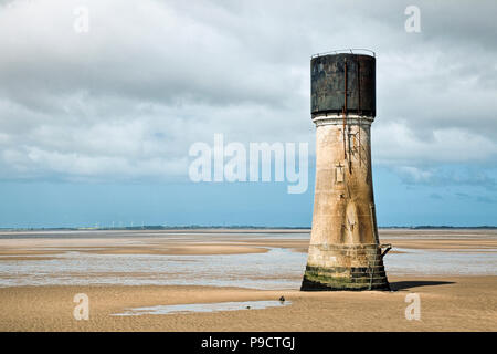 Alte verschmähen Punkt wenig Licht am Kopf verschmähen, East Yorkshire, England UK bei Ebbe Stockfoto