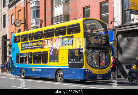 Ein Dublin Bus im Zentrum der Stadt, Dublin, Irland, Europa Stockfoto