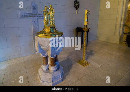 Innenraum der Iglesia San Francisco De Asis, der Heilige Franz von Assisi Kirche in Panama City Panama Centennial des Evangelikalismus Stockfoto