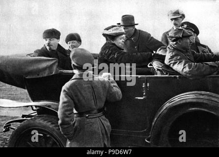 Wladimir Lenin, Nadeschda Krupskaja und Maria Ulyanova. 1. Mai 1918. Museum: Staatliches Historisches Museum, Moskau. Stockfoto