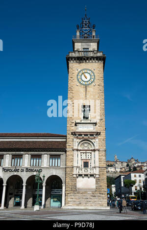 Italien, Lombardei, Bergamo, Città Bassa, Torre dei Caduti, Vittorio Veneto Square Stockfoto