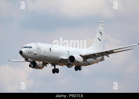 Ein US Navy Boeing Poseidon P-8 Auf der Farnborough International Airshow 2018, Farnborough, Großbritannien Stockfoto